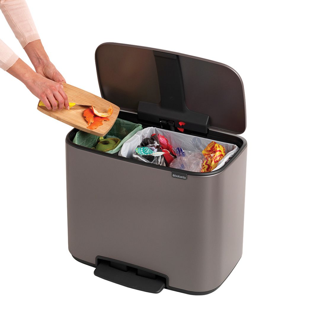 Bo Pedal Bin, 11 + 23L Platinum 8710755121203 Brabantia 1000x1000px 7 NR 12949