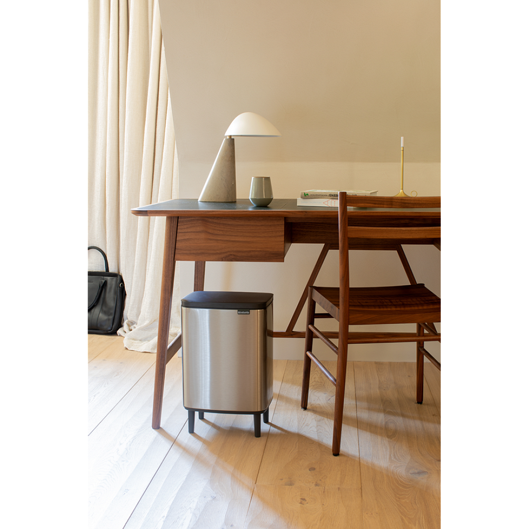 Bo Waste Bin Hi, 12L Matt Steel Fingerprint Proof 8710755227264 Brabantia 96dpi 1000x1000px 7 NR 30541