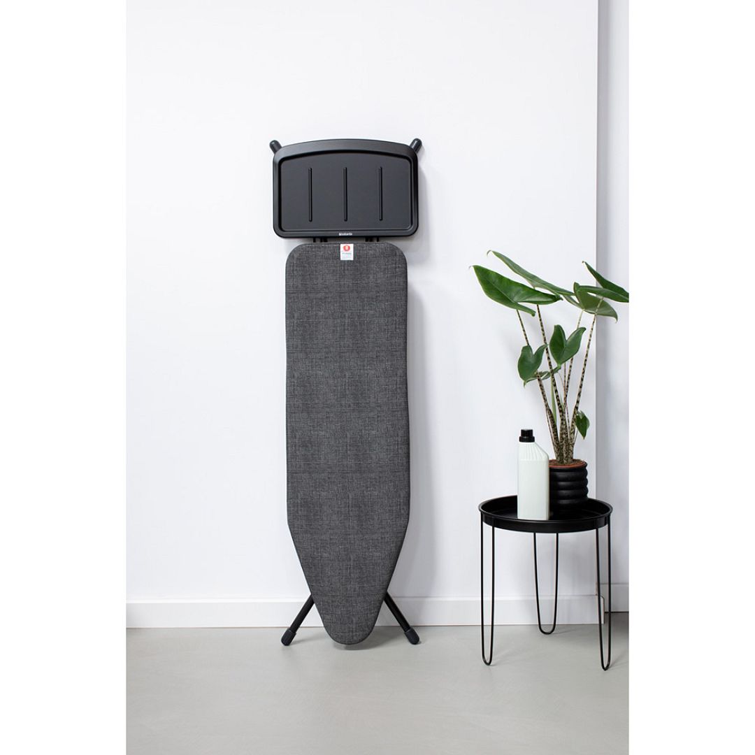 Ironing Board B, 124x38cm, SSUH Denim Black 8710755134449 Brabantia 96dpi 1000x1000px 7 NR 20504