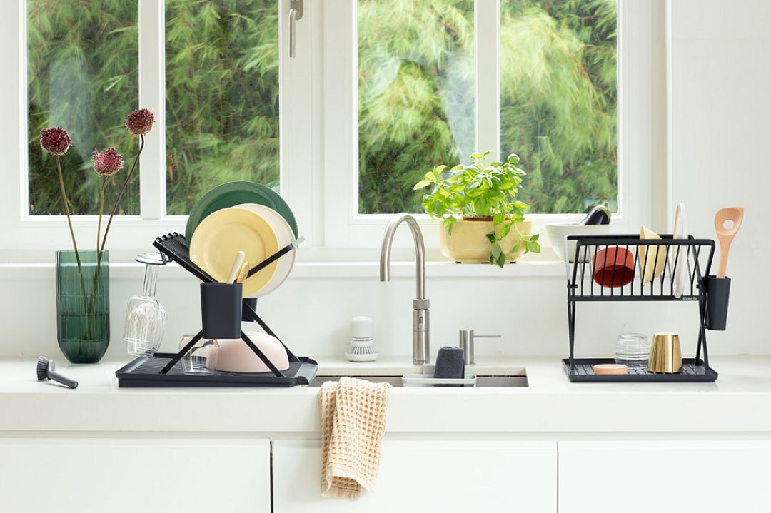 Foldable Dish Rack, Large Dark Grey 8710755139482 Brabantia 96dpi 1000x666px 7 NR 23962